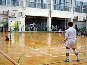 第15回 日本視覚ハンディキャップテニス大会
手前：武井選手